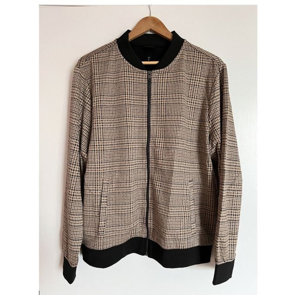 H&M Men's Bomber brown checkered jacket Size L.